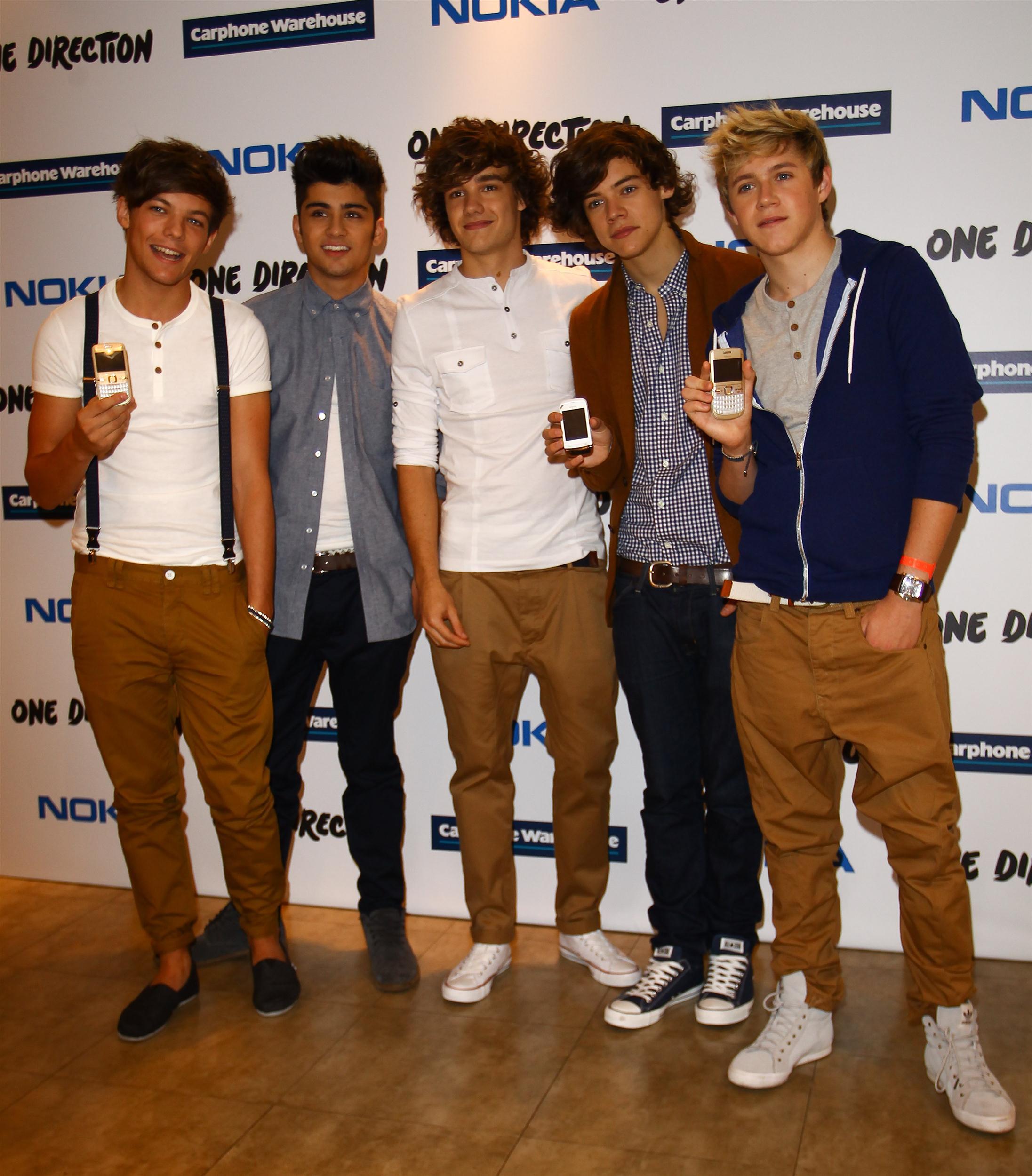 'One Direction' at a phone launch at Carphone Warehouse - Photos | Picture 101242